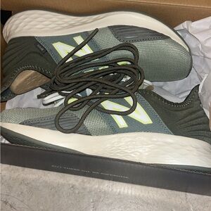 Figs x New Balance sneakers Size 7 womens Size 5.5 mens Never worn + extra laces